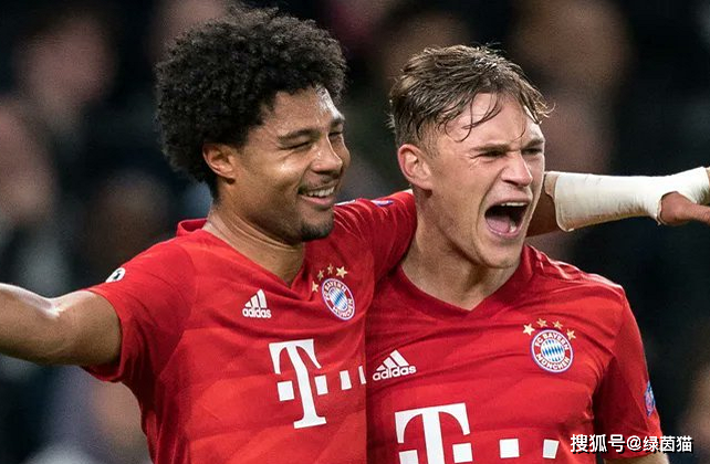 包含德甲窗口期走向成谜；巴塞罗那官宣签约；赛场秩序良好；赛程密集仍需轮换的词条